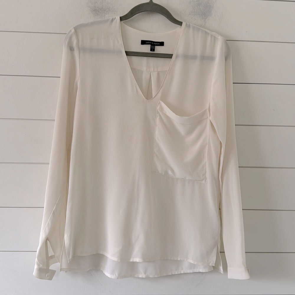 Judith & Charles Size 4 Silk Sheer pullover V-Neck Blouse